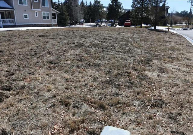 Photo 3 of Land for sale at 275 Meadow Cir N, Big Bear Lake, CA 92315 | MLS# TR25114400 | Listing updated on 2026-07-04