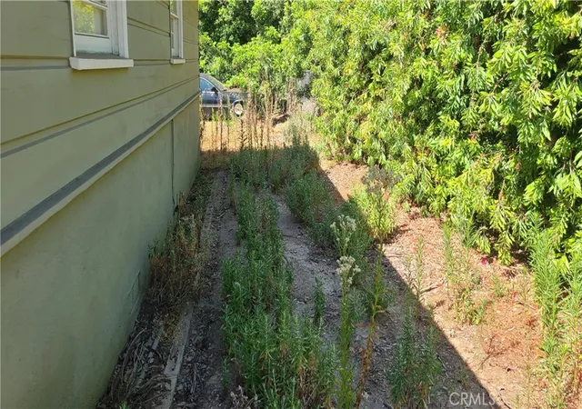 Photo 3 of Sale Pending at 19542 Marcy Dr, Santa Ana, CA 92705 | MLS# OC25114675 | Listing updated on 2026-09-16