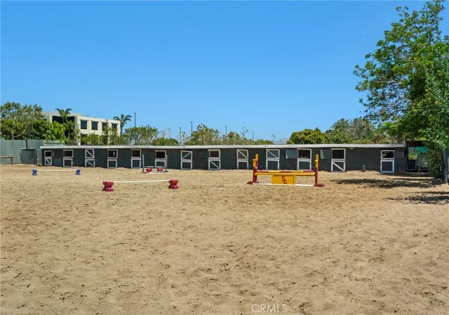 5th image of 2173 Orchard Dr, Newport Beach, CA 92660 | MLS# NP25114872