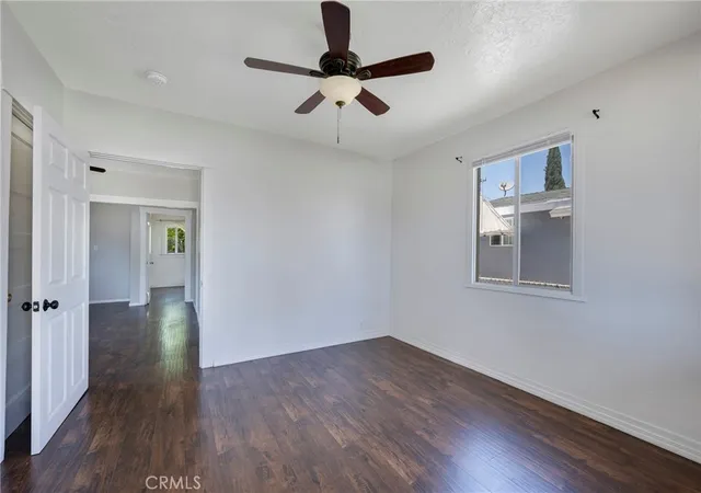 Listing Photo 5 - Condo for sale in building located at 1123 S Mcdonnell Ave, Los Angeles, CA 90022
