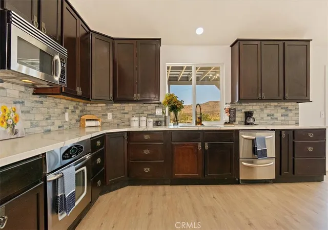 Photo 3 of Single family home for sale at 9255 Fortuna Ave, Yucca Valley, CA 92284 | MLS# IG25114951 | Listing updated on 2026-09-27