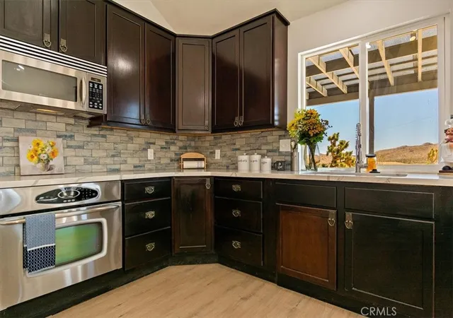 Photo 3 of Single family home for sale at 9255 Fortuna Ave, Yucca Valley, CA 92284 | MLS# IG25114951 | Listing updated on 2026-09-27