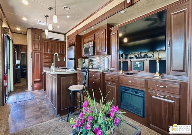 2nd image of 69801 Ramon Rd #272, Cathedral City, CA 92234 | MLS# 25536121PS