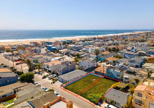 1st image of 145 Los Angeles Ave, Oxnard, CA 93035 | MLS# V1-30120