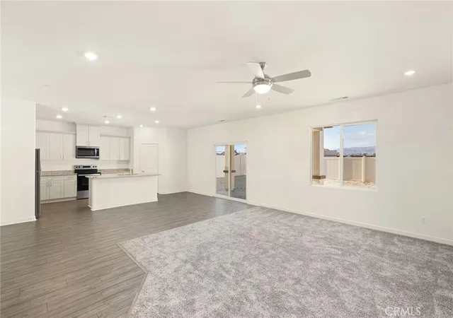 Photo 2 of Sale Pending at 42499 Aruba Ct, Indio, CA 92201 | MLS# SW25115701 | Listing updated on 2026-09-23