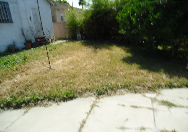Photo 3 of House for sale at 1723 Browning Blvd, Los Angeles, CA 90062 | MLS# WS25116506 | Listing updated on 2026-10-04