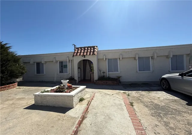 Homes for sale in Sun Valley, CA | 12406 Haley St, Sun Valley, CA 91352 | MLS# SW25117712