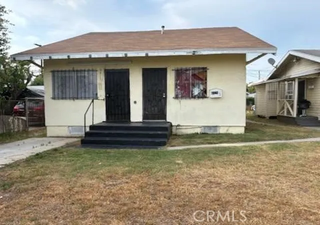 Photo 1 of Sale Pending at 1413 E 77th Street, Los Angeles, CA 90001 | MLS# DW25118413 | Listing updated on 2026-09-24