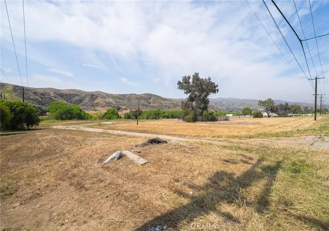 2nd image of 0 Live Oak Canyon Rd, Redlands, CA 92373 | MLS# IG25118771