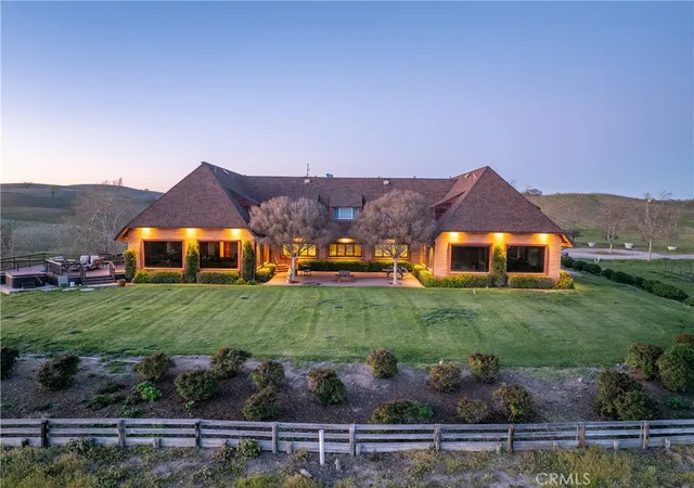 Homes for sale in Paso Robles, CA | 5010 Gate 4 Rd, Paso Robles, CA 93446 | MLS# SC25117762