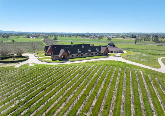 Homes for sale in Paso Robles, CA | 5010 Gate 4 Rd, Paso Robles, CA 93446 | MLS# SC25117762