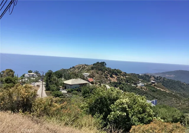 Photo 1 of Land for sale at 24725 Saddle Peak Rd, Malibu, CA 90265 | MLS# IV25097690 | Listing updated on 2026-04-30