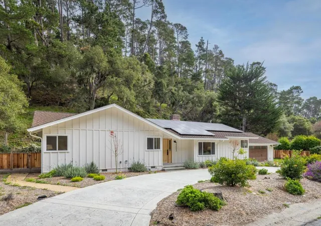 Photo 2 of Single family home for sale at 25603 Canada Dr, Carmel, CA 93923 | MLS# ML82008917 | Listing updated on 2026-07-01