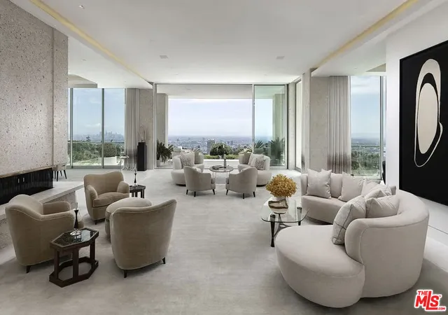 Photo 2 of Mansion for sale at 1500 Gilcrest Dr, Beverly Hills, CA 90210 | MLS# 25545227 | Listing updated on 2026-06-03