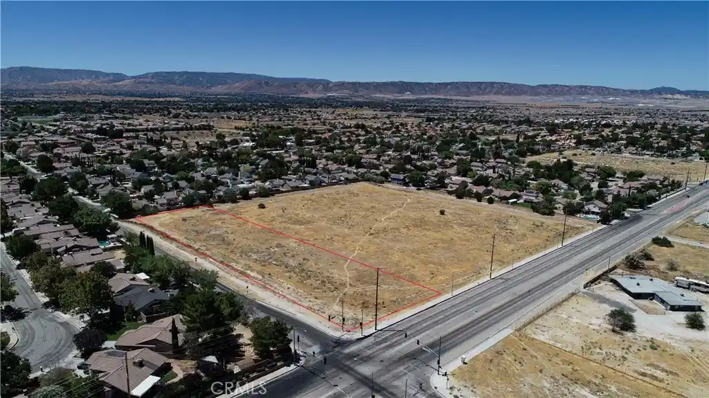 Photo 1 of Land for sale at 0 E S/w Cor W Ave J & 32nd St, Lancaster, CA 93535 | MLS# SR25120464 | Listing updated on 2026-08-31