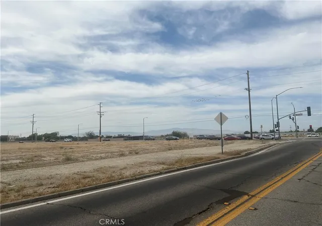 image of 0 E S/w Corner W Ave J & 32nd St W, Lancaster, CA 93535 | MLS# SR25120464