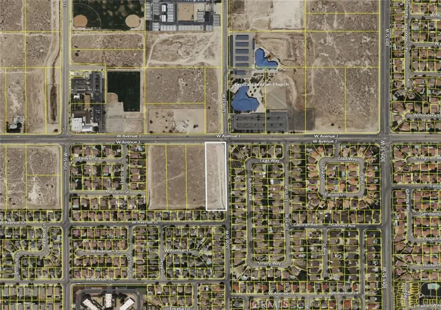 image of 0 E S/w Corner W Ave J & 32nd St W, Lancaster, CA 93535 | MLS# SR25120464