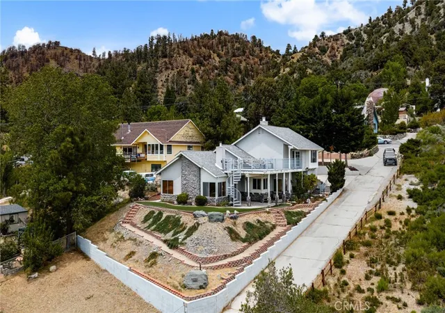 1st image of 1116 Ca 2, Wrightwood, CA 92397 | MLS# CV25120554