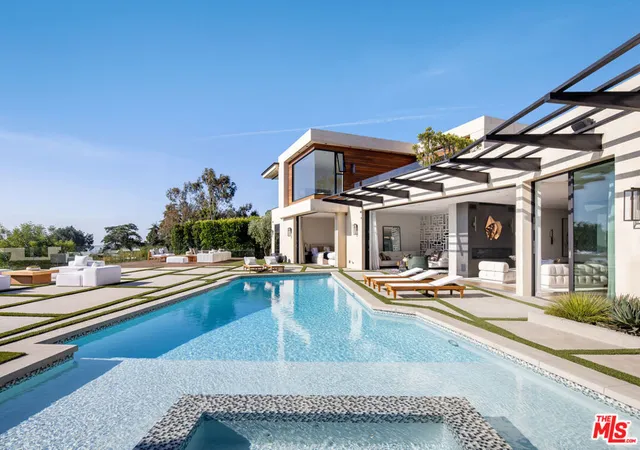 1st image of 816 Glenmere Way, Los Angeles, CA 90049 | MLS# 25544437