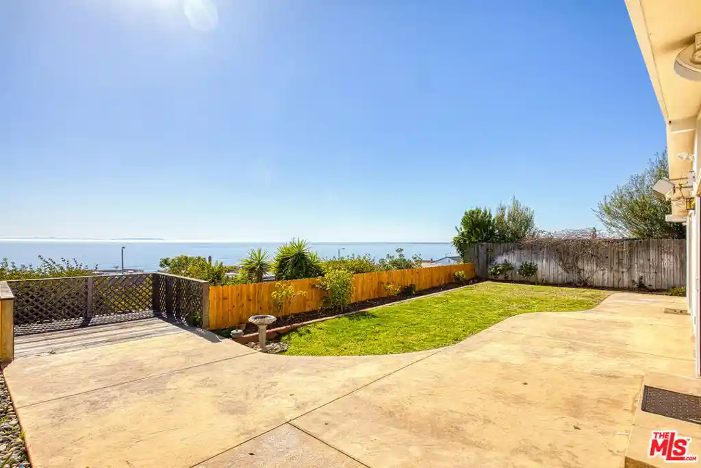 Photo 1 of Land for sale at 18128 Kingsport Dr, Malibu, CA 90265 | MLS# 25546939 | Listing updated on 2026-07-15