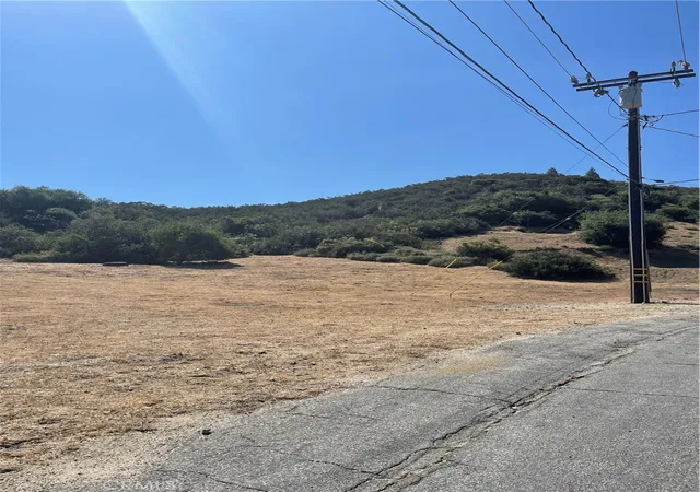 Photo 4 of Land for sale at 0 Noblett Dr Vic Elderberr, Lake Hughes, CA 93532 | MLS# SR25123353 | Listing updated on 2026-05-27