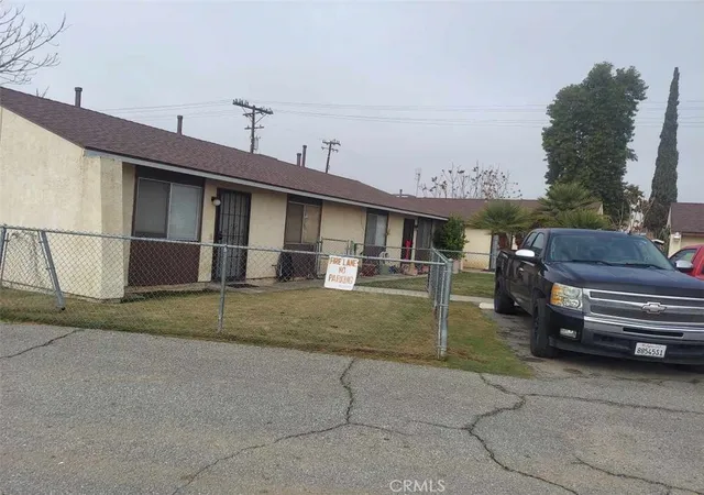 2nd image of 710 N Chester Ave, Bakersfield, CA 93308 | MLS# DW25123838