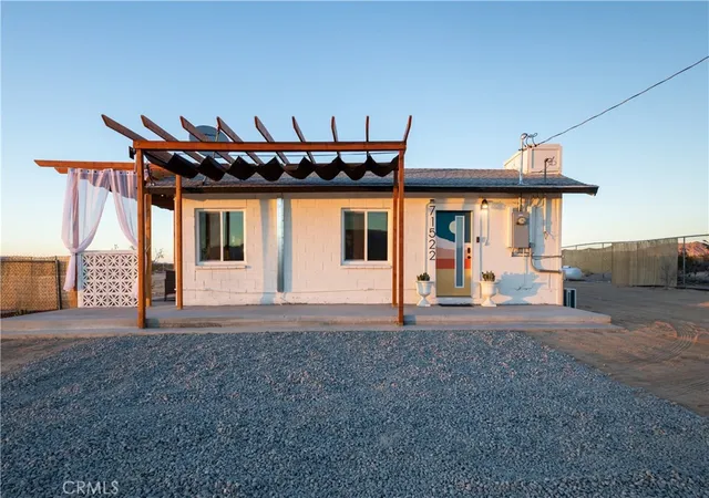 Photo 2 of Single family home for sale at 71522 Winters Rd, Twentynine Palms, CA 92277 | MLS# CV25123870 | Listing updated on 2026-09-29