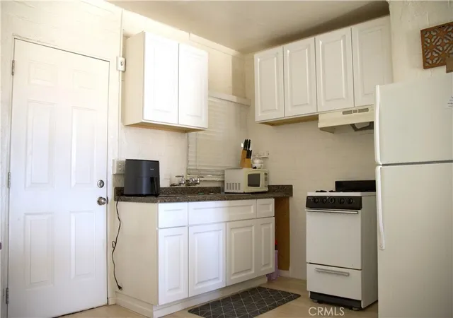 Photo 4 of House for sale at 73514 Desert Trail Dr, Twentynine Palms, CA 92277 | MLS# IV25124657 | Listing updated on 2026-10-02