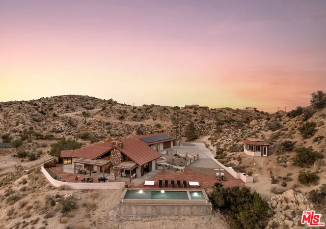 Homes for sale in Yucca Valley, CA | 57387 San Juan Rd, Yucca Valley, CA 92284 | MLS# 25548185