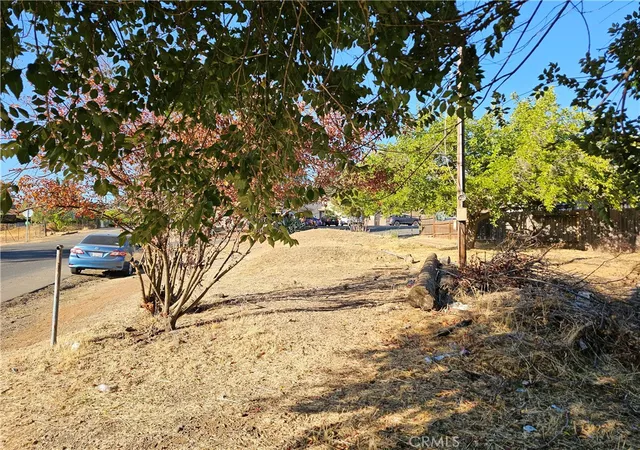 2nd image of 15903 40th Ave, Clearlake, CA 95422 | MLS# LC25125859
