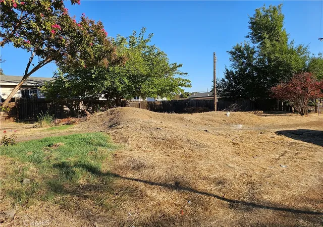 4th image of 15903 40Th Ave, Clearlake, CA 95422 | MLS# LC25125859