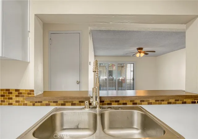 5th image of 5460 White Oak Ave #F105, Encino, CA 91316 | MLS# SR25126133