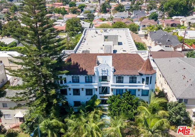 2nd image of 2041 N Vermont Ave, Los Angeles, CA 90027 | MLS# 25549363