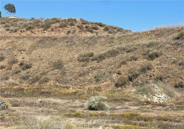 Photo 3 of Land for sale at 0 Chippewa Rd, Lake Elsinore, CA 92532 | MLS# PW25077195 | Listing updated on 2026-09-24