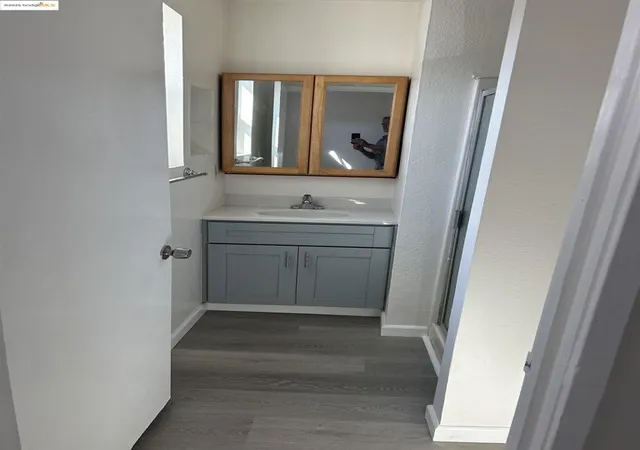 4th image of 2017 27Th Ave, Oakland, CA 94601 | MLS# 41100629