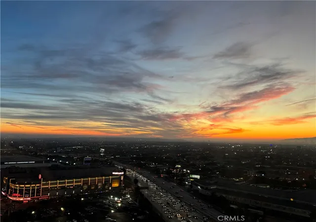 26th image of 889 Francisco St #2601, Los Angeles, CA 90017 | MLS# WS25129430