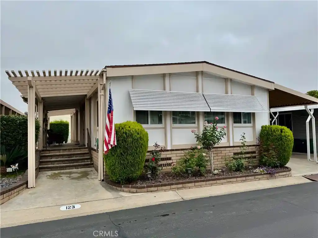 Photo 1 of Manufactured home for sale at 5200 Irvine Blvd #123, Irvine, CA 92620 | MLS# NP25131734 | Listing updated on 2026-03-13