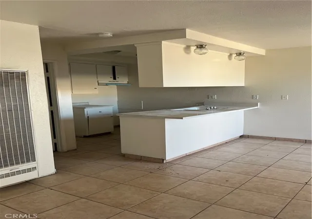Photo 3 of Multi family home for sale at 101 W Buena Vista St, Barstow, CA 92311 | MLS# DW25133504 | Listing updated on 2026-10-03