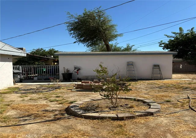 4th image of 45417 11Th St W, Lancaster, CA 93534 | MLS# SR25133340
