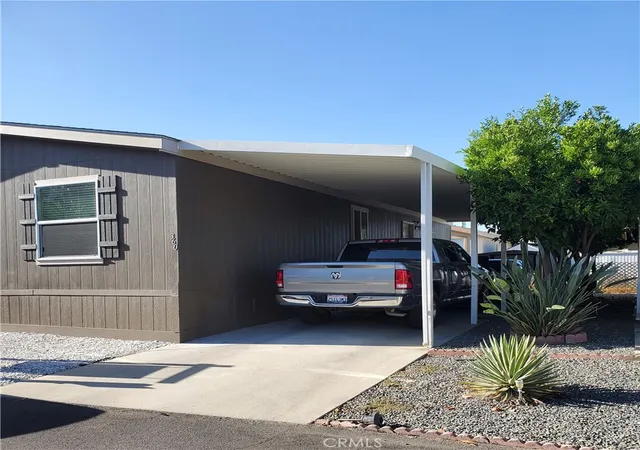 Photo 3 of Manufactured home for sale at 21100 State St #360, San Jacinto, CA 92583 | MLS# OC25133634 | Listing updated on 2026-09-09
