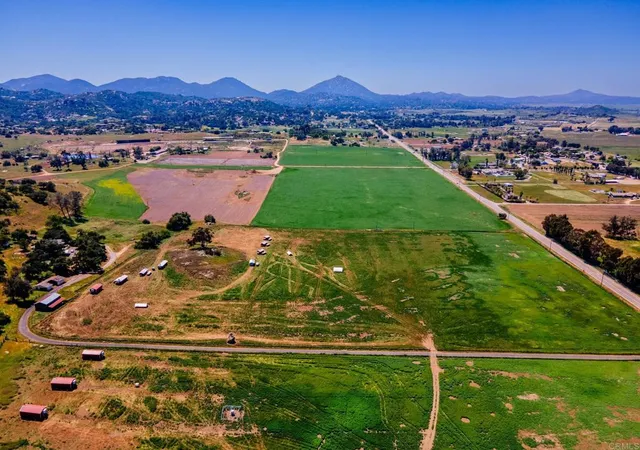 4th image of 2342 Dye Rd, Ramona, CA 92065 | MLS# NDP2505864