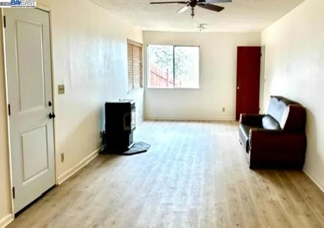 Photo 3 of Single family home for sale at 135 Tucker Ave, Oroville, CA 95966 | MLS# 41101524 | Listing updated on 2026-10-07