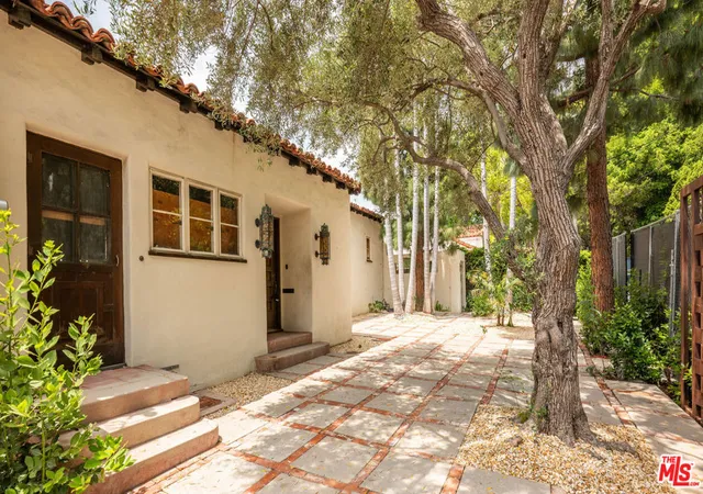 4th image of 7464 Hillside Ave, Los Angeles, CA 90046 | MLS# 25541789