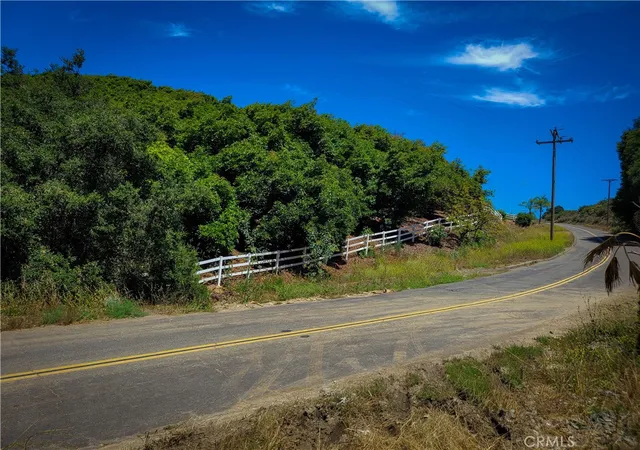 2nd image of 45100 La Cruz Dr, Temecula, CA 92590 | MLS# OC25135219