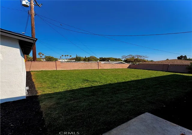 2nd image of 250 Linden Ave, Rialto, CA 92376