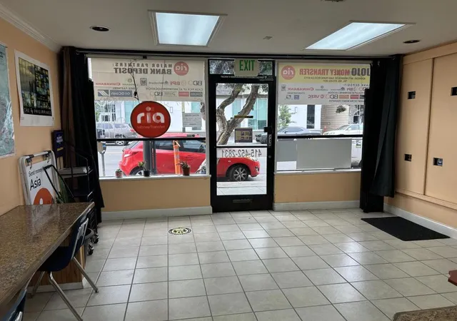 3rd image of 4871 Mission St, San Francisco, CA 94112 | MLS# ML82011297