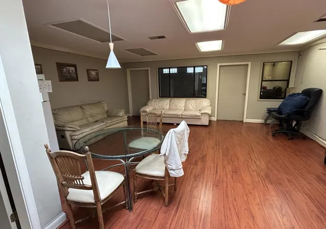 5th image of 4871 Mission St, San Francisco, CA 94112 | MLS# ML82011297