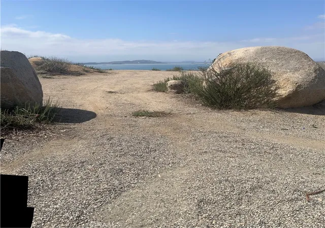 3rd image of 20755 Bentley Dr, Perris, CA 92570 | MLS# HD25119259