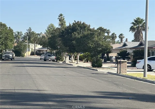 Photo 3 of Single family home for sale at 621 Brian St, Hemet, CA 92544 | MLS# IV25136299 | Listing updated on 2026-09-09