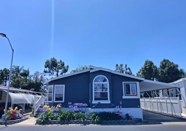 Homes for sale in Carlsbad, CA | 7241 San Luis St, Carlsbad, CA 92011 | MLS# 250030912SD